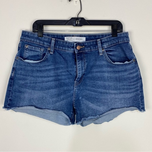 Levi's High rise denim jean shorts summer - Picture 1 of 4